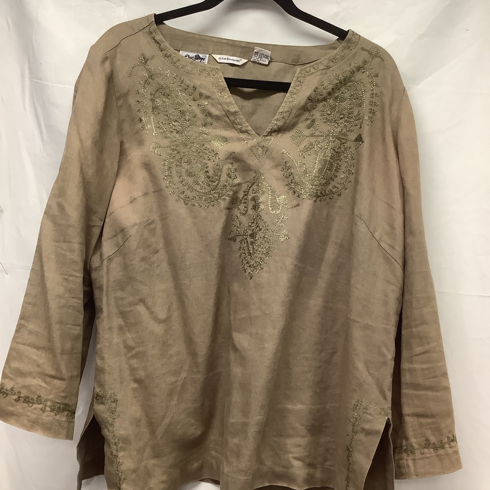 Vintage Richard Malcom Women's Brown L Tunic with Green Embroidery